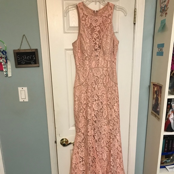 Lace mermaid prom dress - Picture 2 of 4